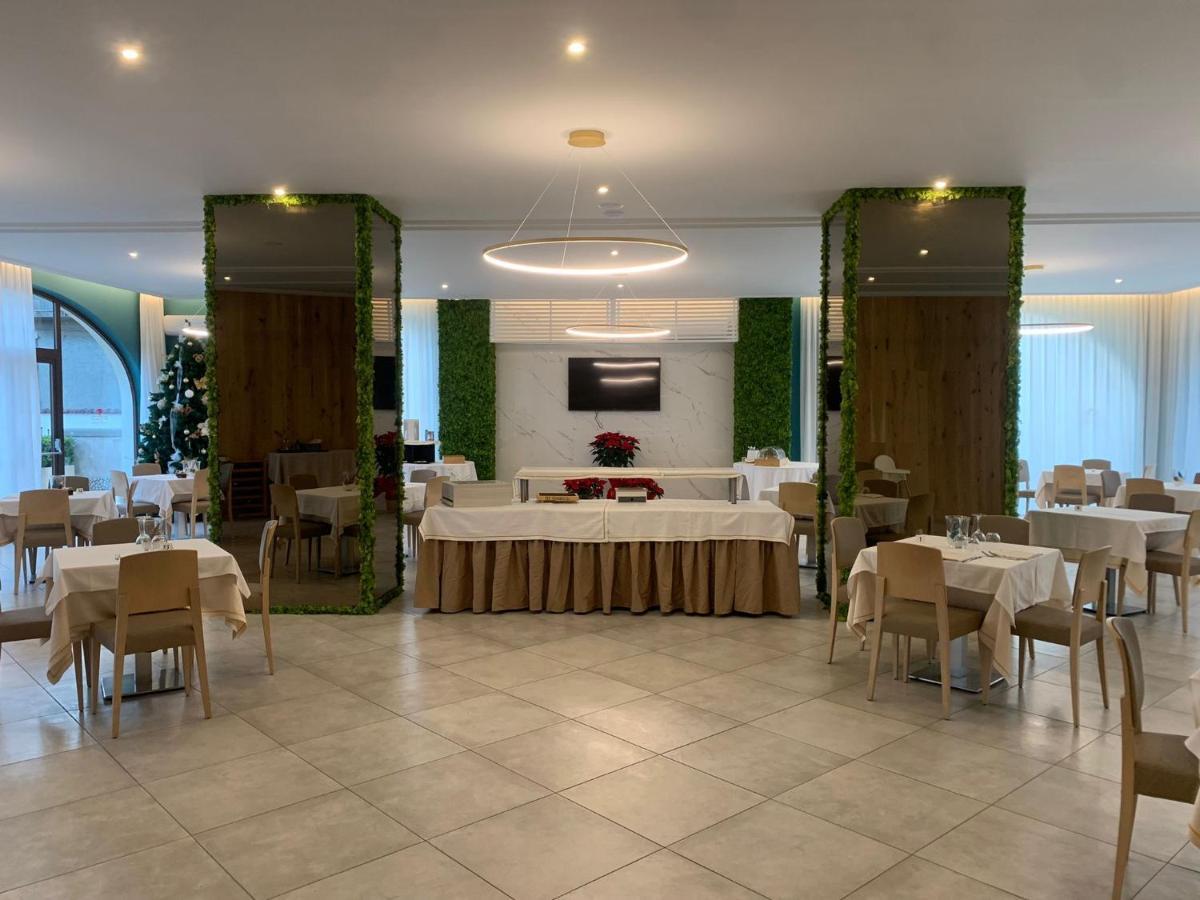 קסטל סן ג'ורג'ו Hotel St. Giorgio מראה חיצוני תמונה